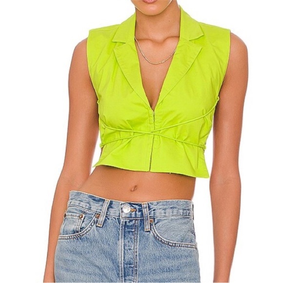 h:ours Lexi Crop Top - Picture 1 of 4